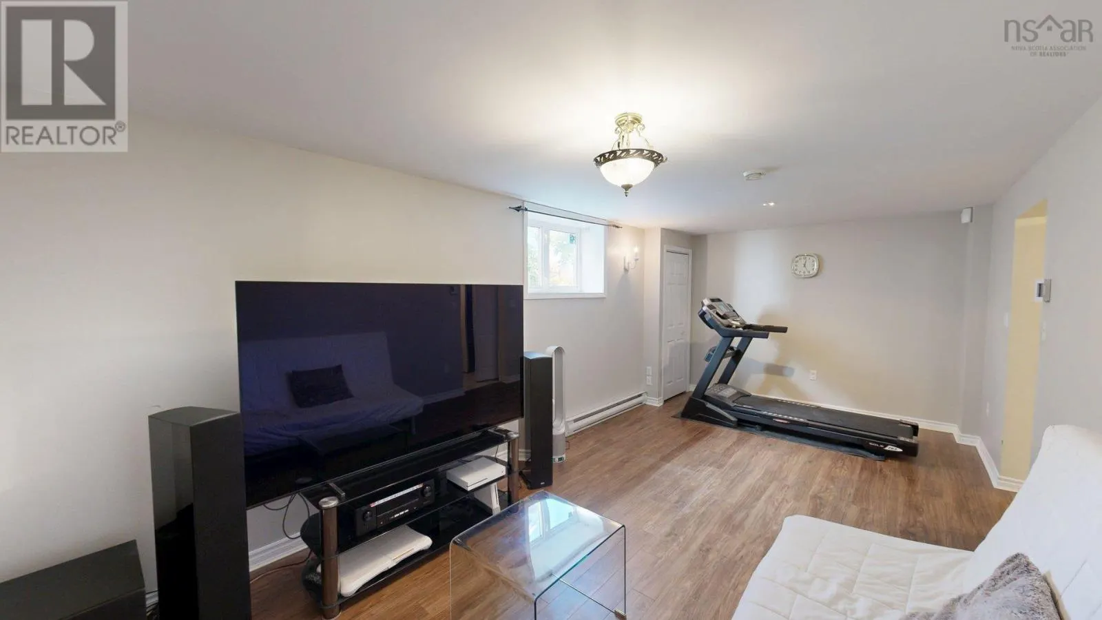11 Glenbourne Court