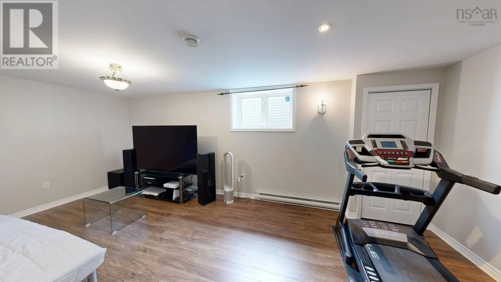 11 Glenbourne Court