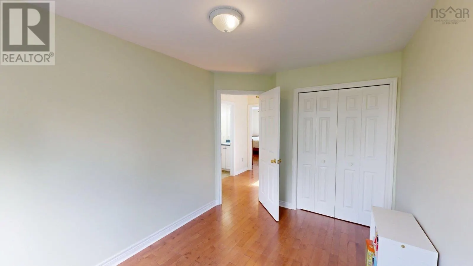 11 Glenbourne Court