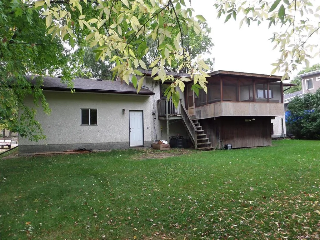 8 FERLAND Bay