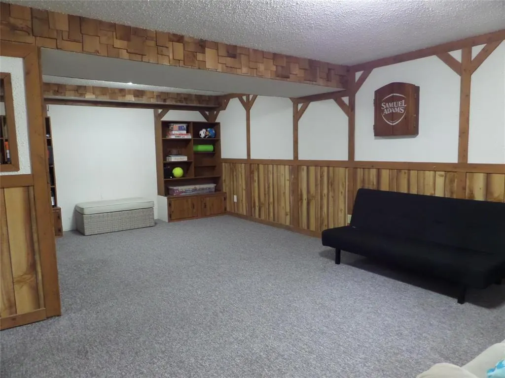 8 FERLAND Bay