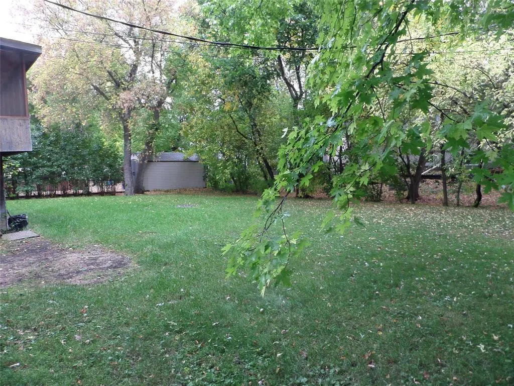 8 FERLAND Bay