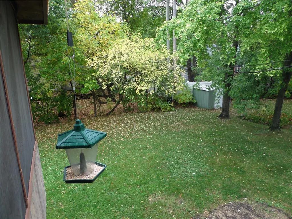 8 FERLAND Bay