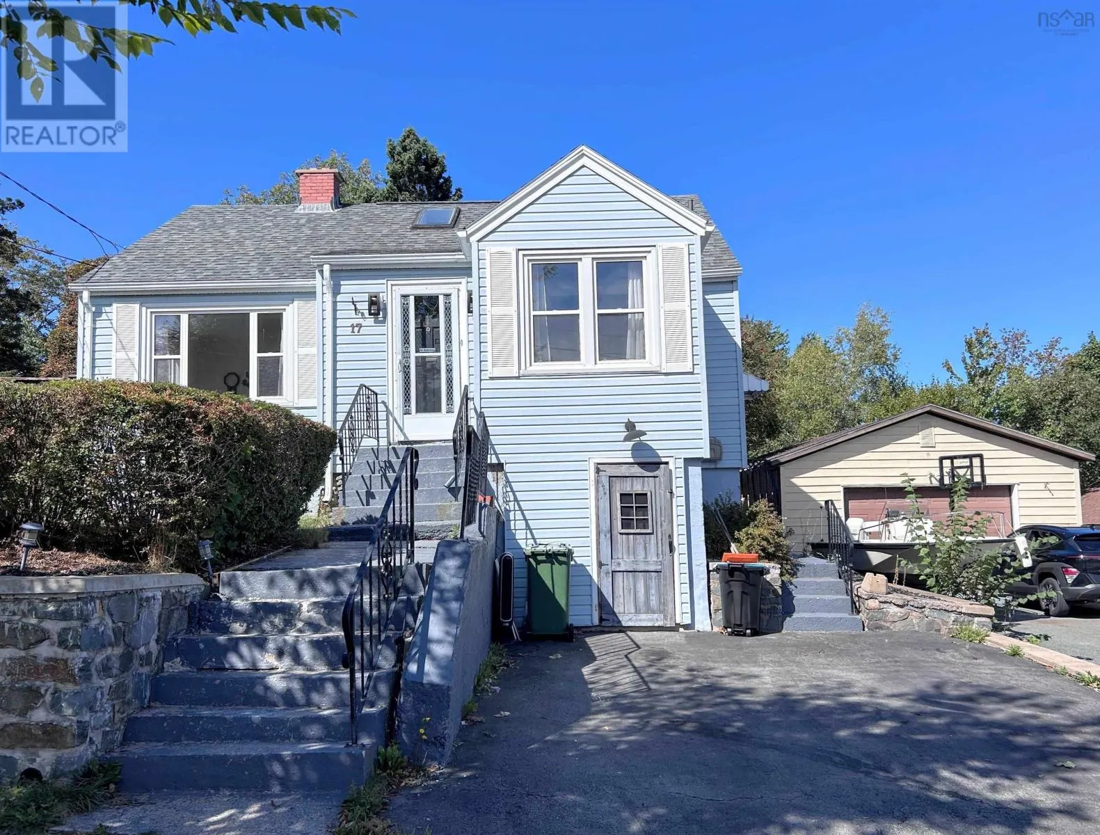 17 Rosedale Avenue