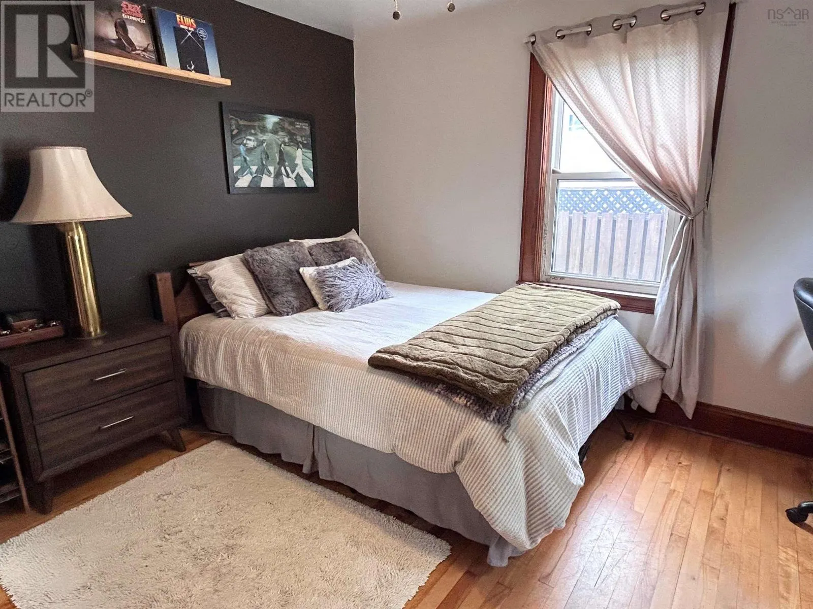 17 Rosedale Avenue
