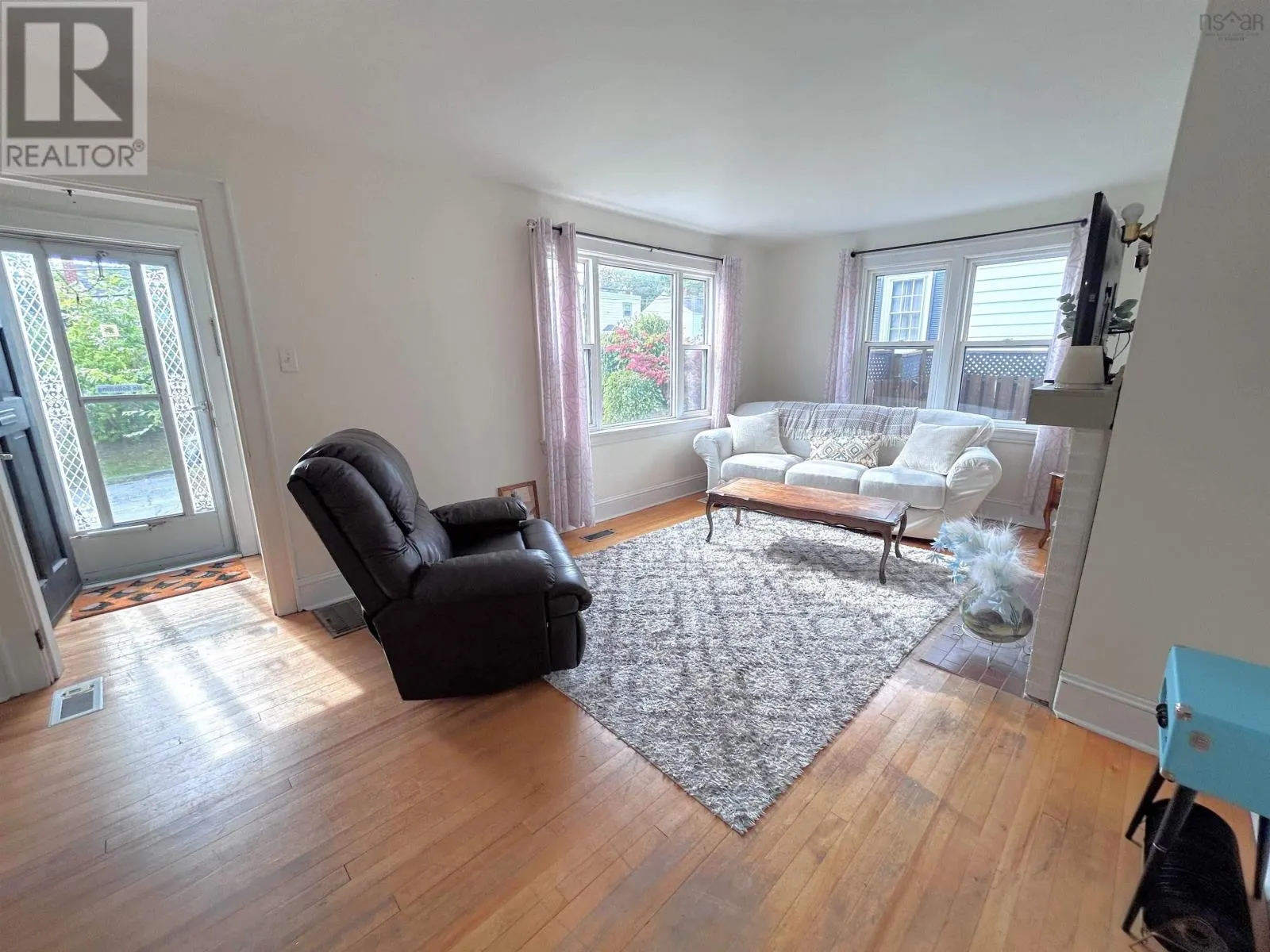 17 Rosedale Avenue