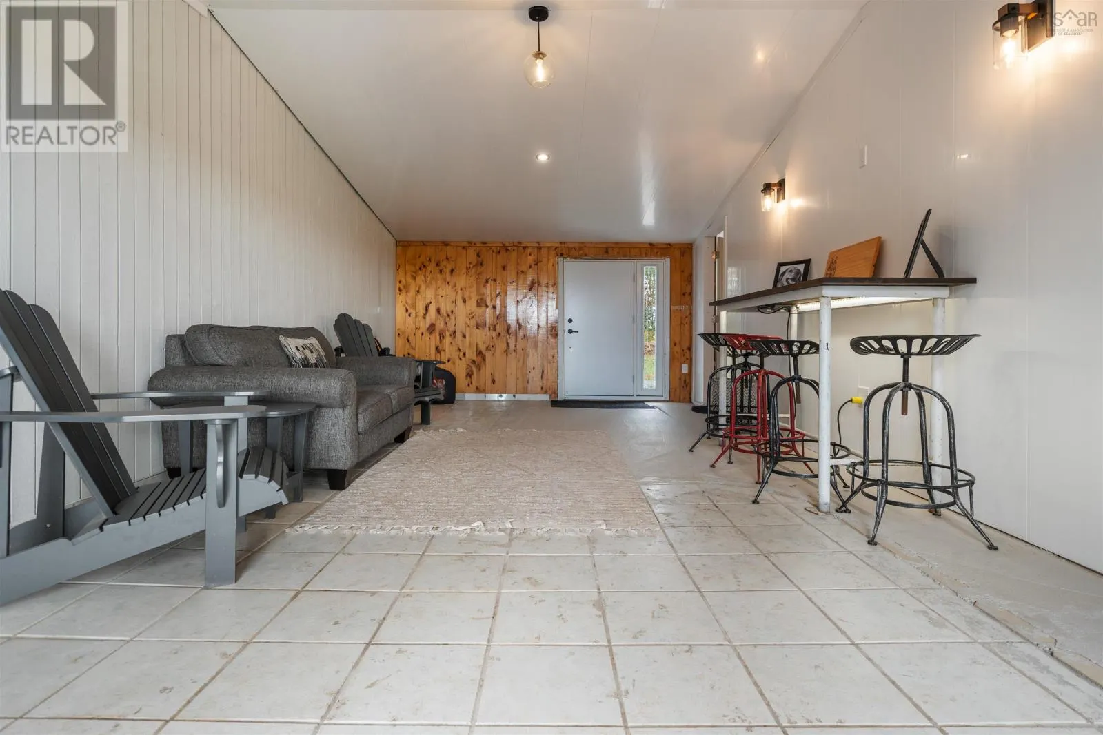 1215 Hansford Road