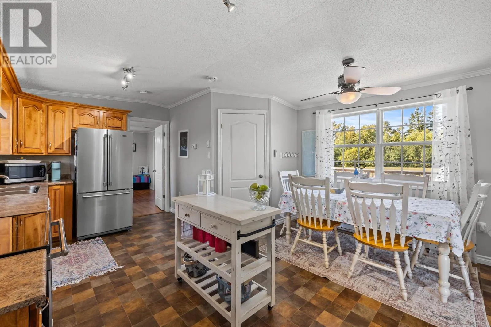558 Lower Montague Road