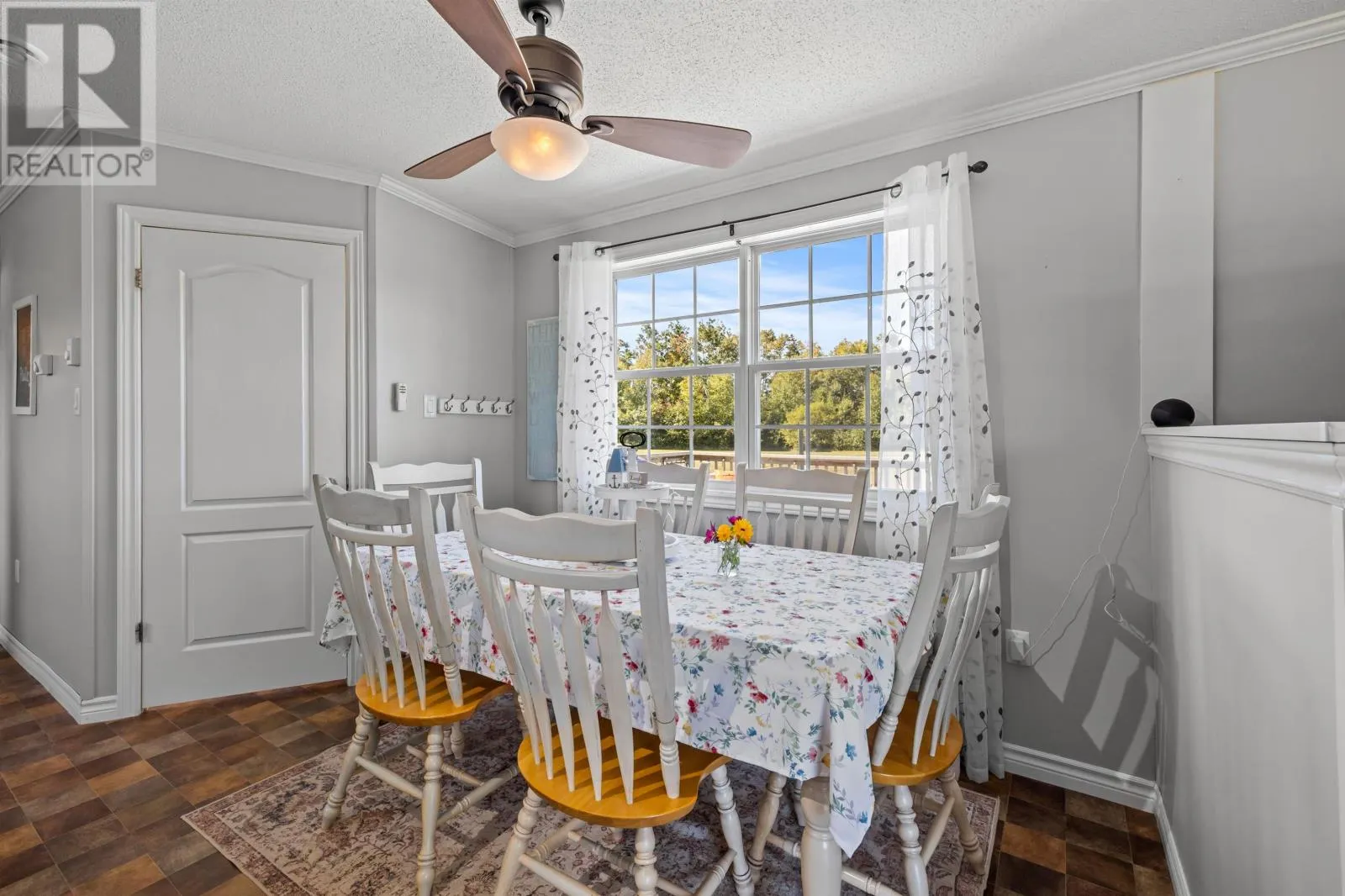 558 Lower Montague Road