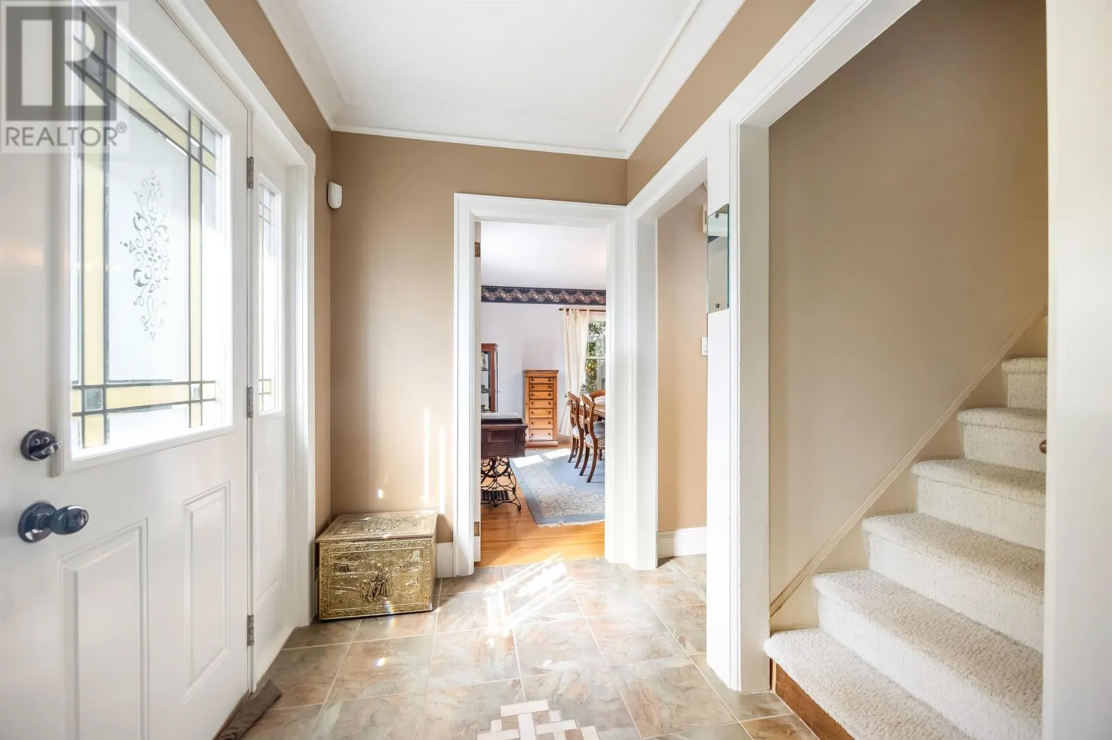 12 Newbery Lane