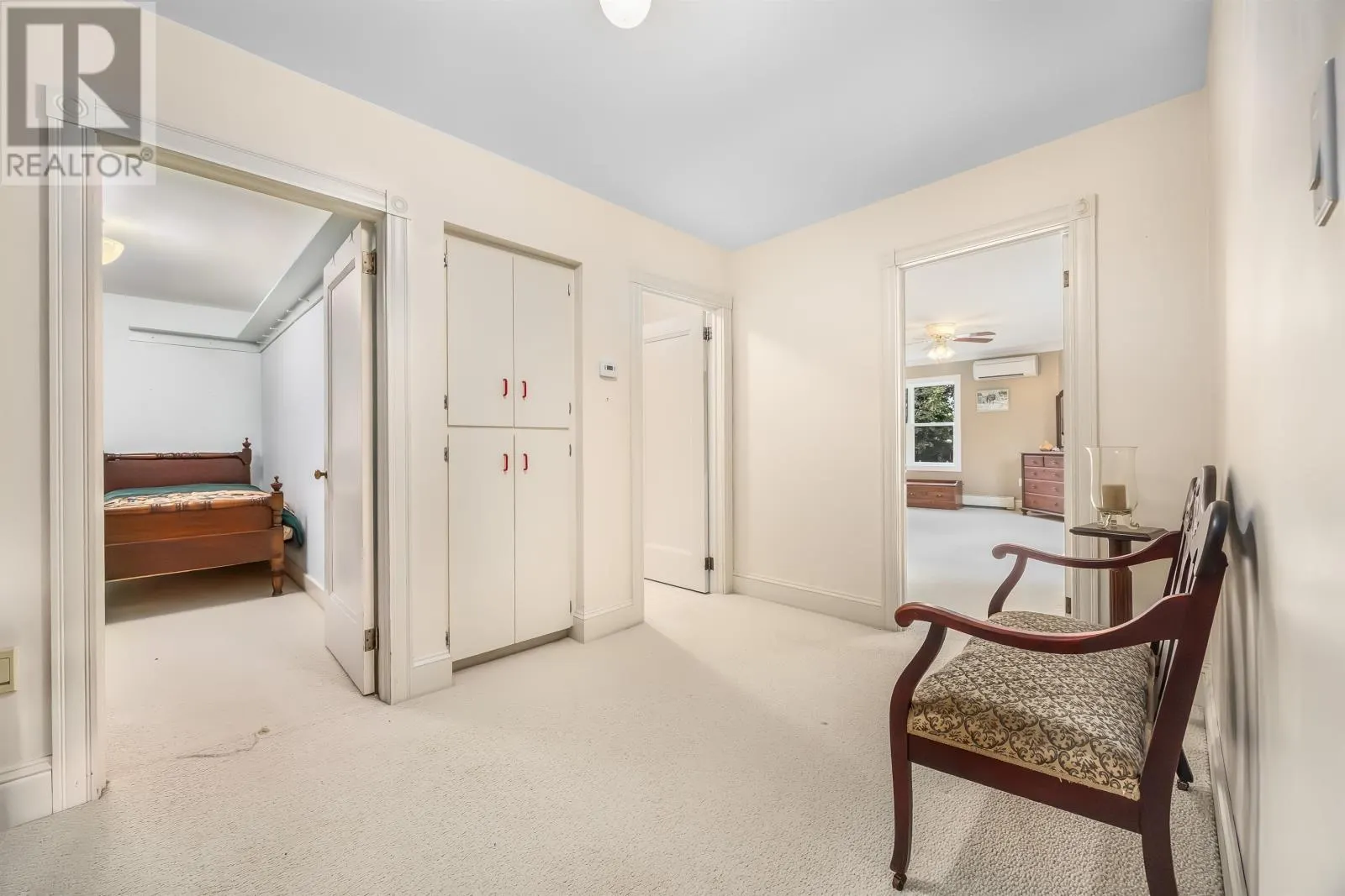 12 Newbery Lane