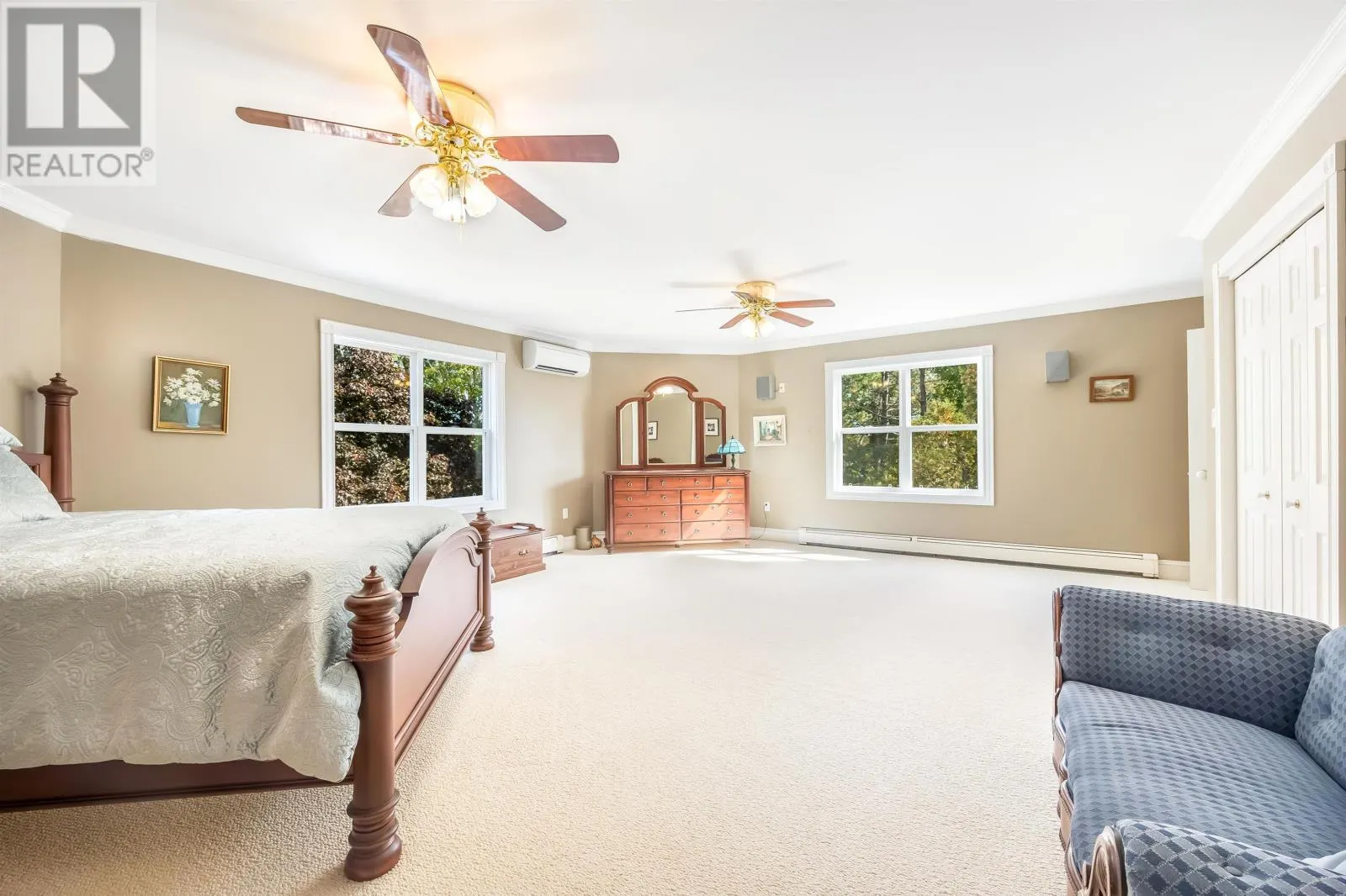 12 Newbery Lane