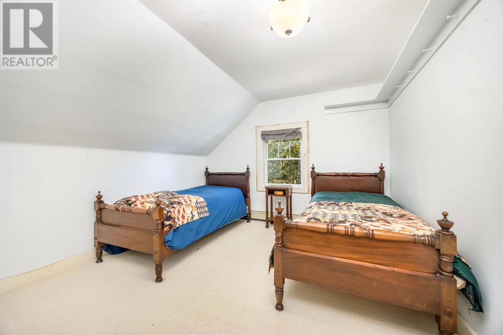 12 Newbery Lane