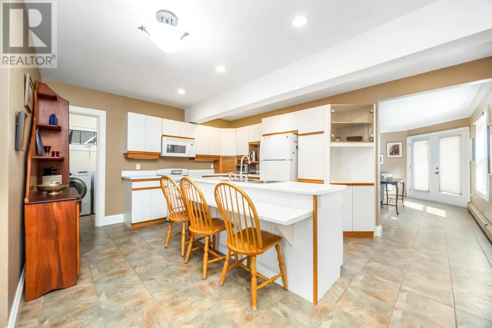 12 Newbery Lane