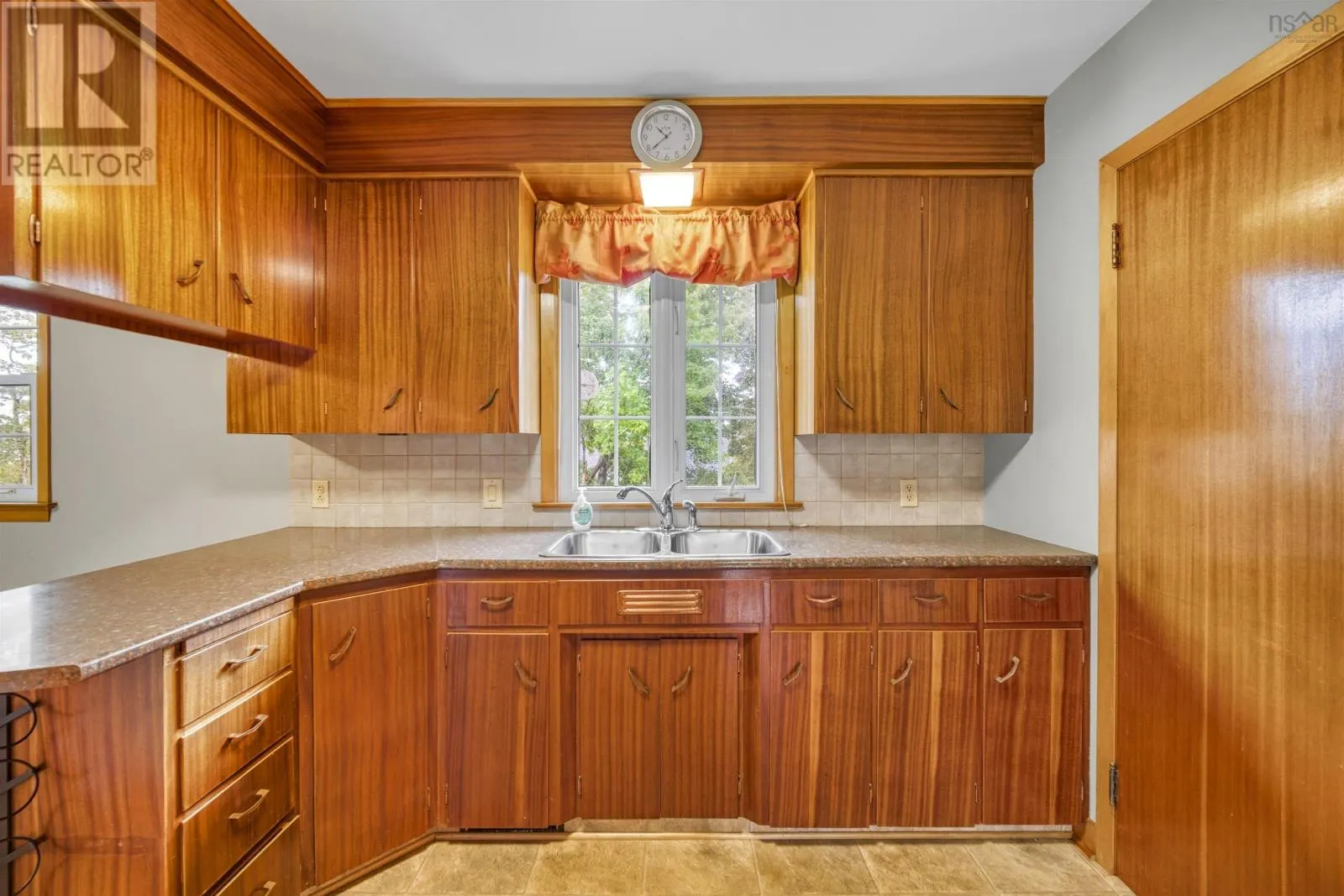 22 Maple Drive