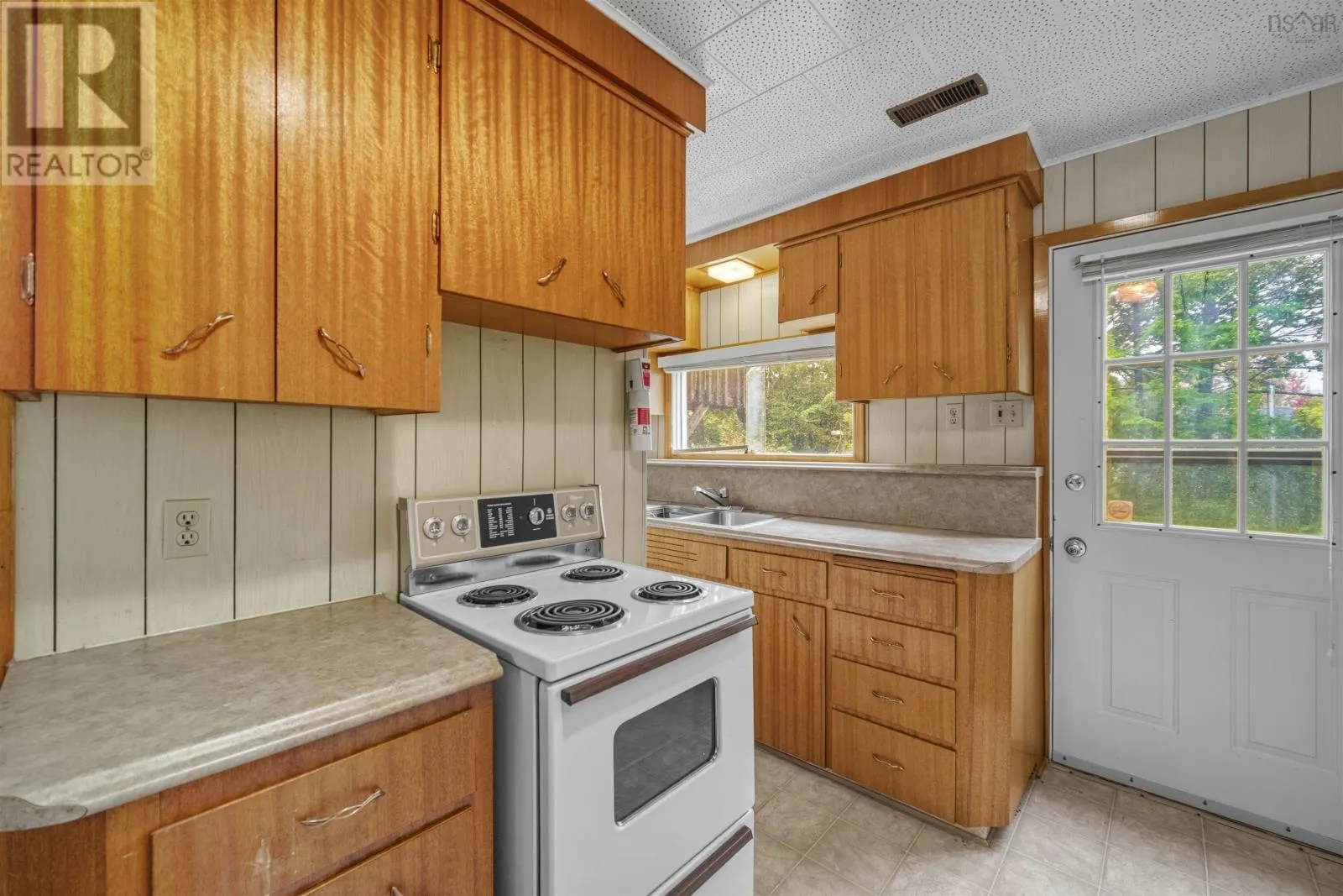 22 Maple Drive