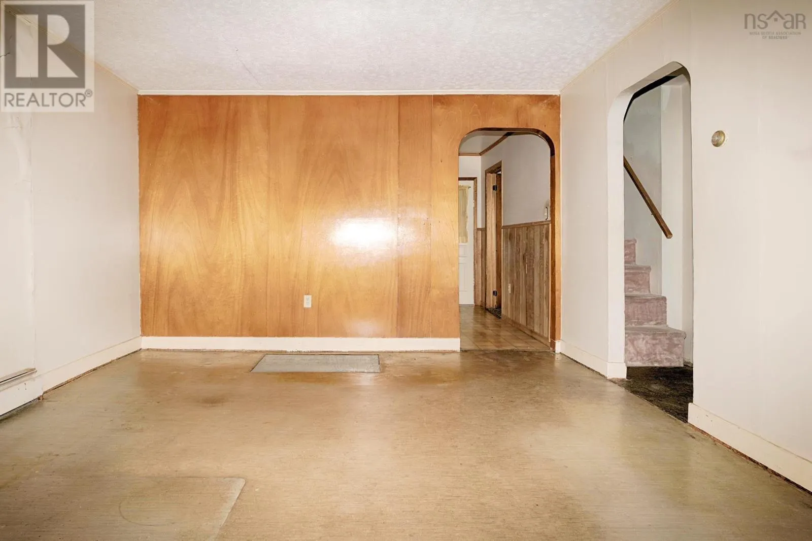 9 Aurora Avenue