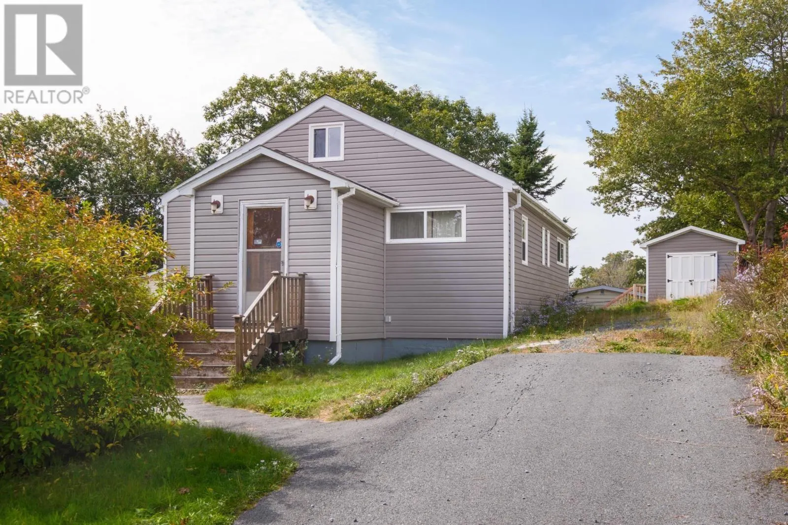 9 Aurora Avenue