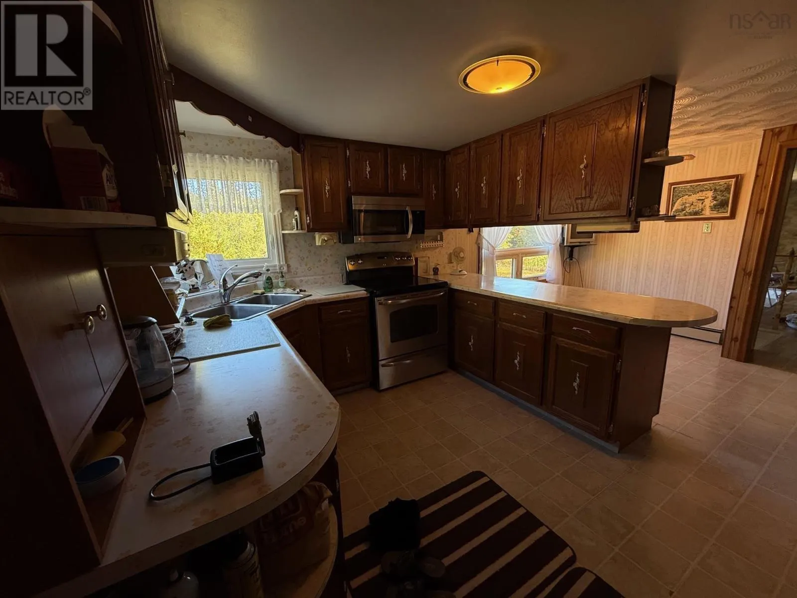 10208 Highway 3