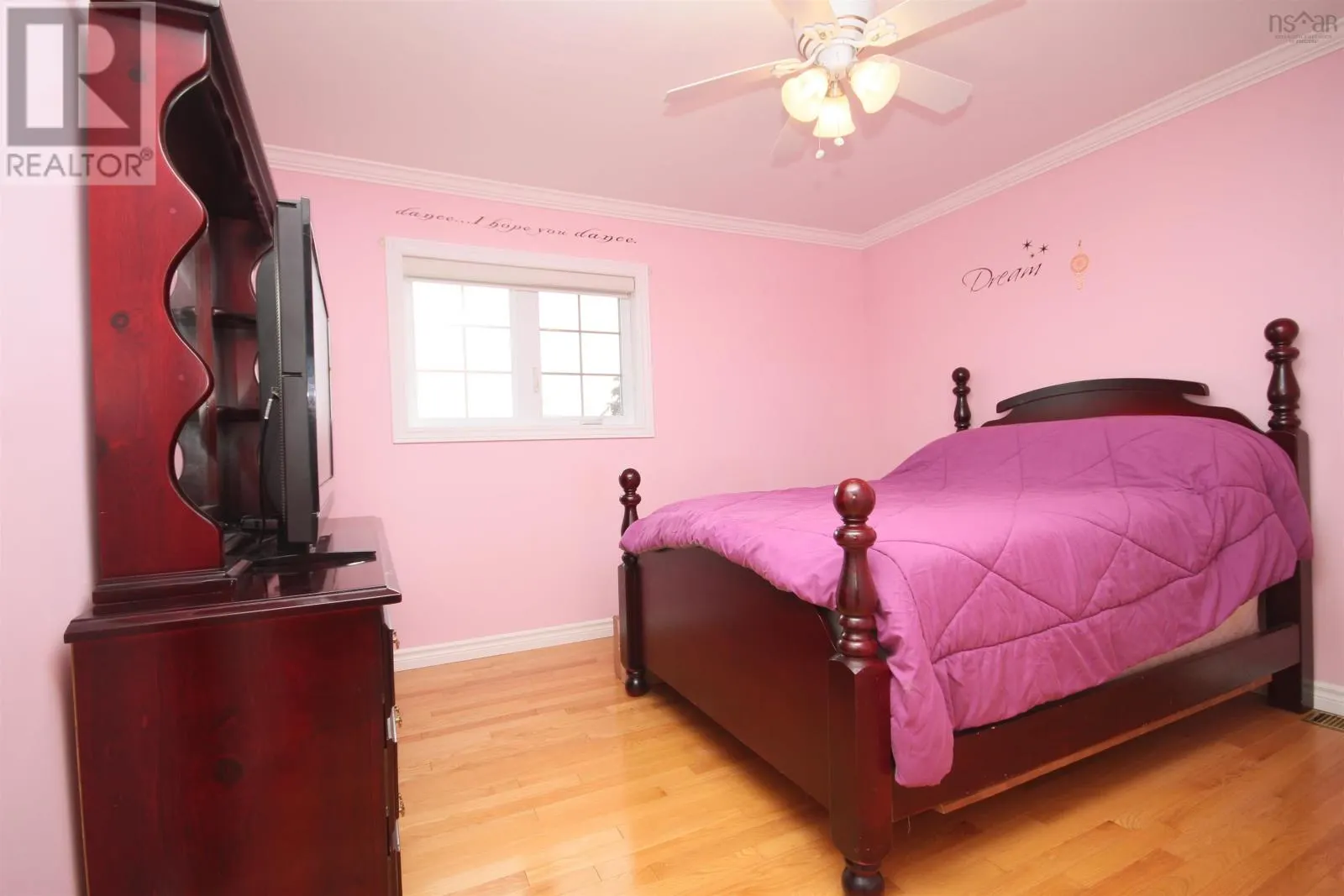 33 Landry Lane