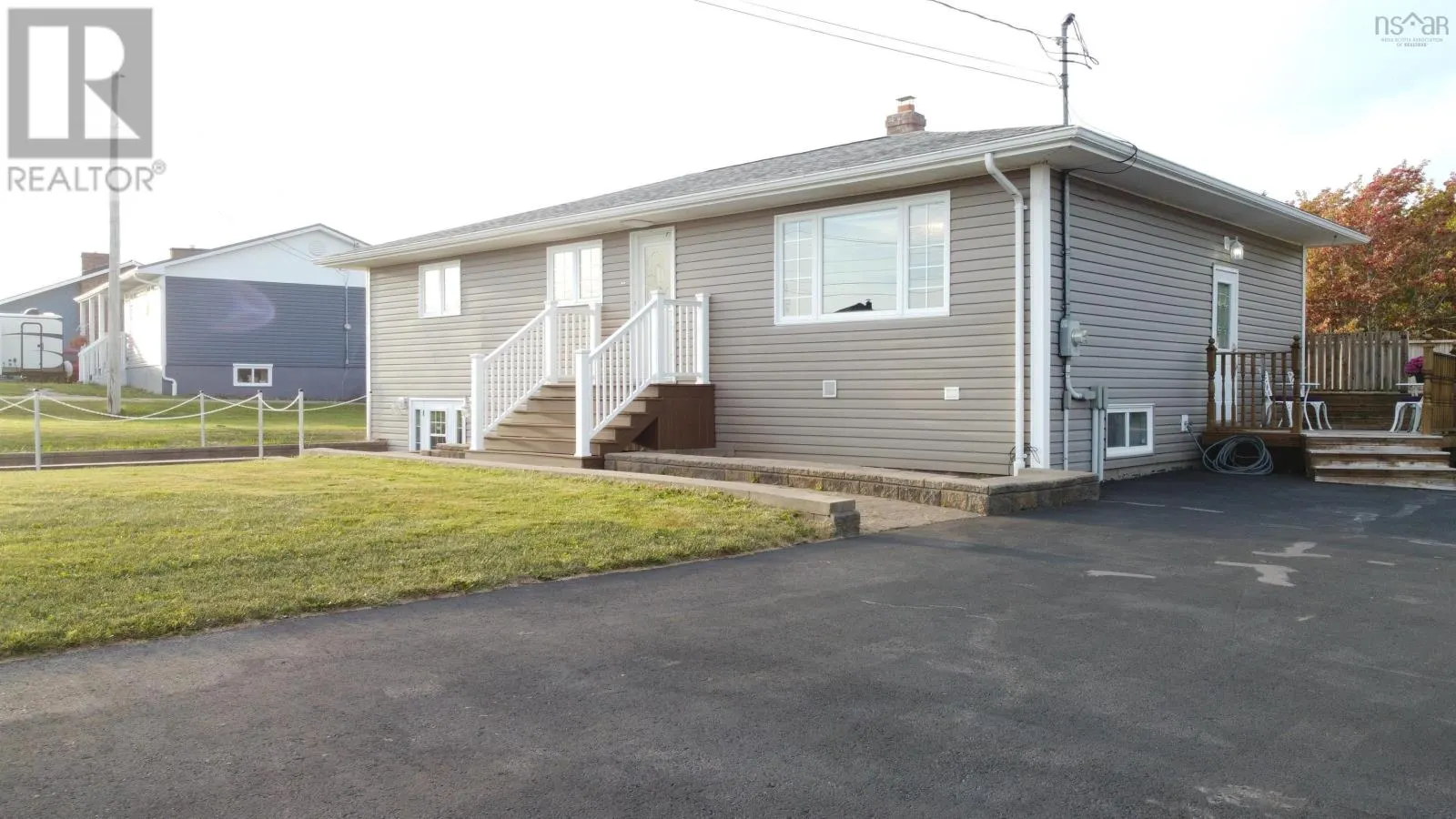 33 Landry Lane