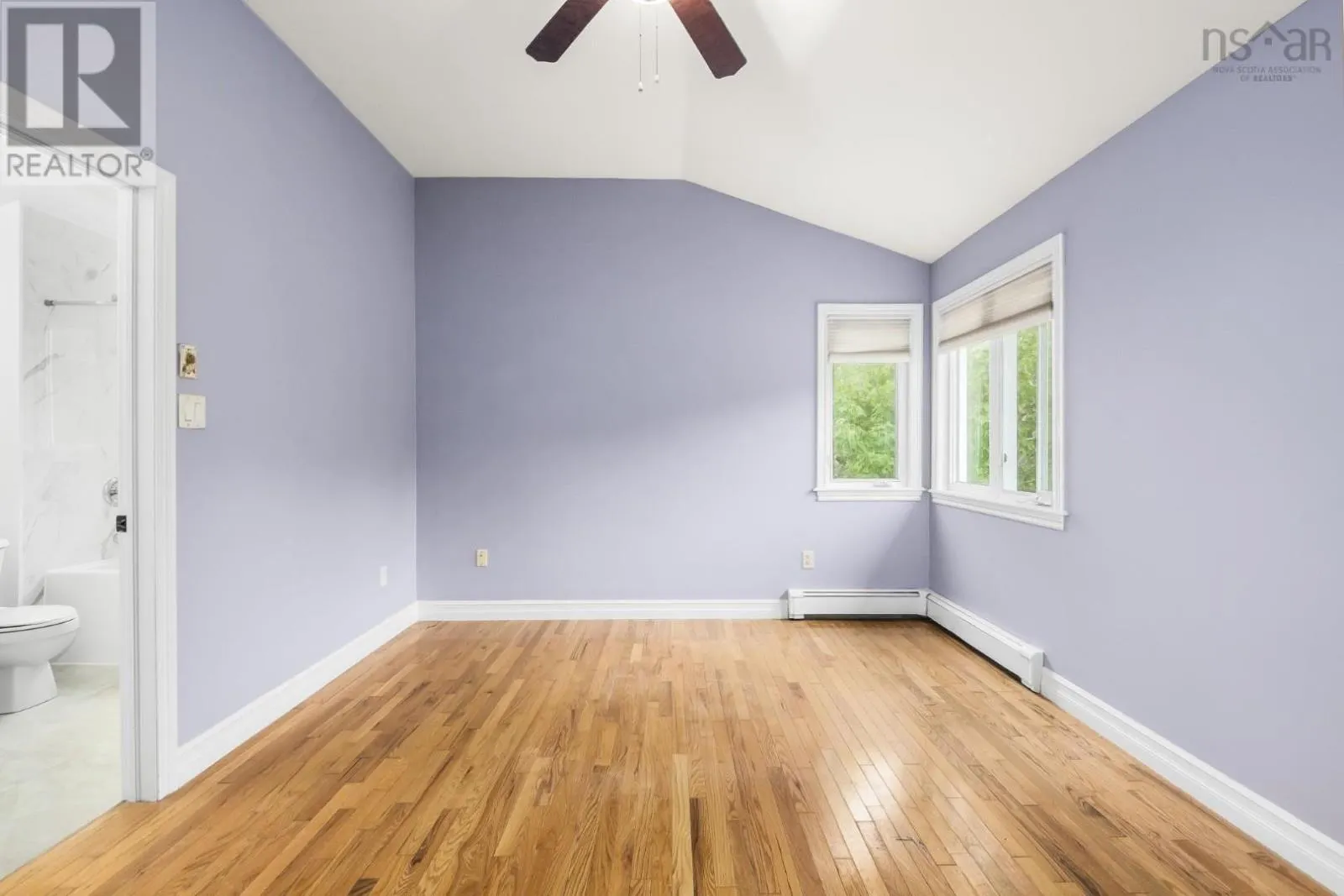 1 Bainbridge Court