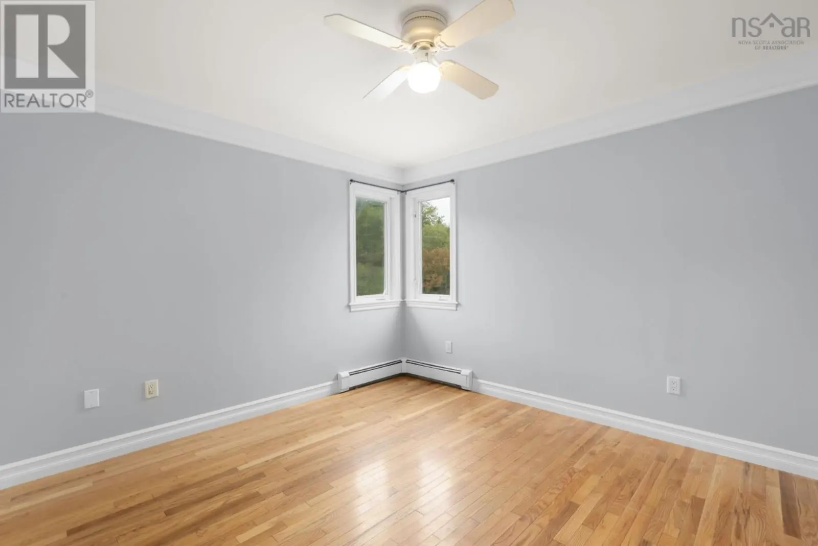 1 Bainbridge Court