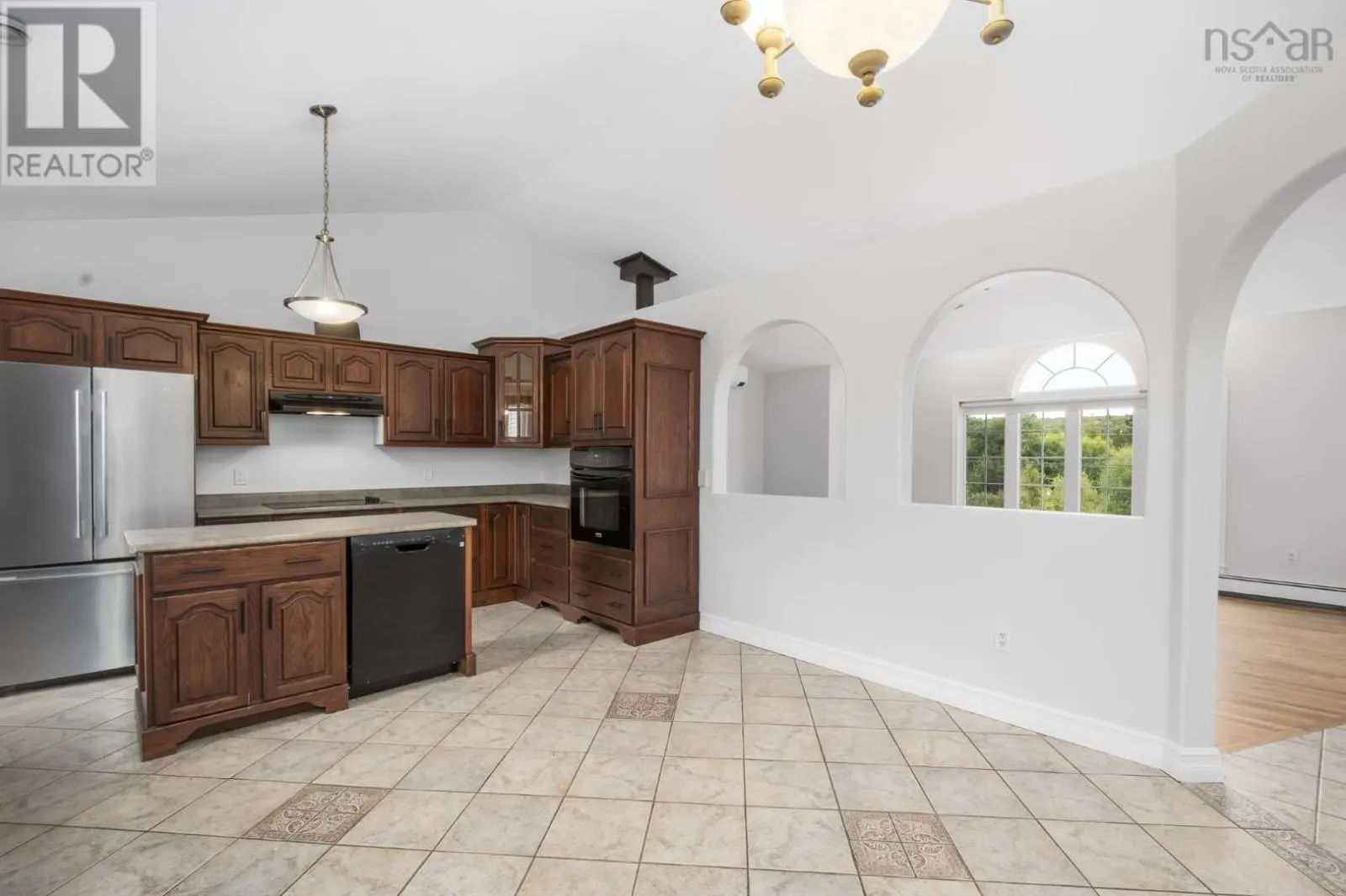 1 Bainbridge Court