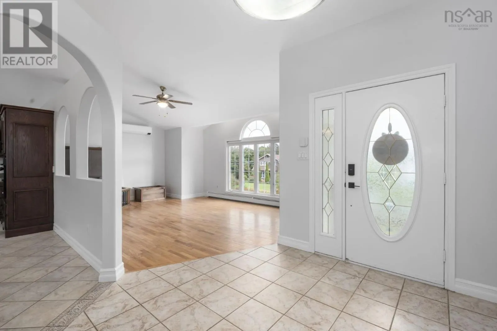 1 Bainbridge Court