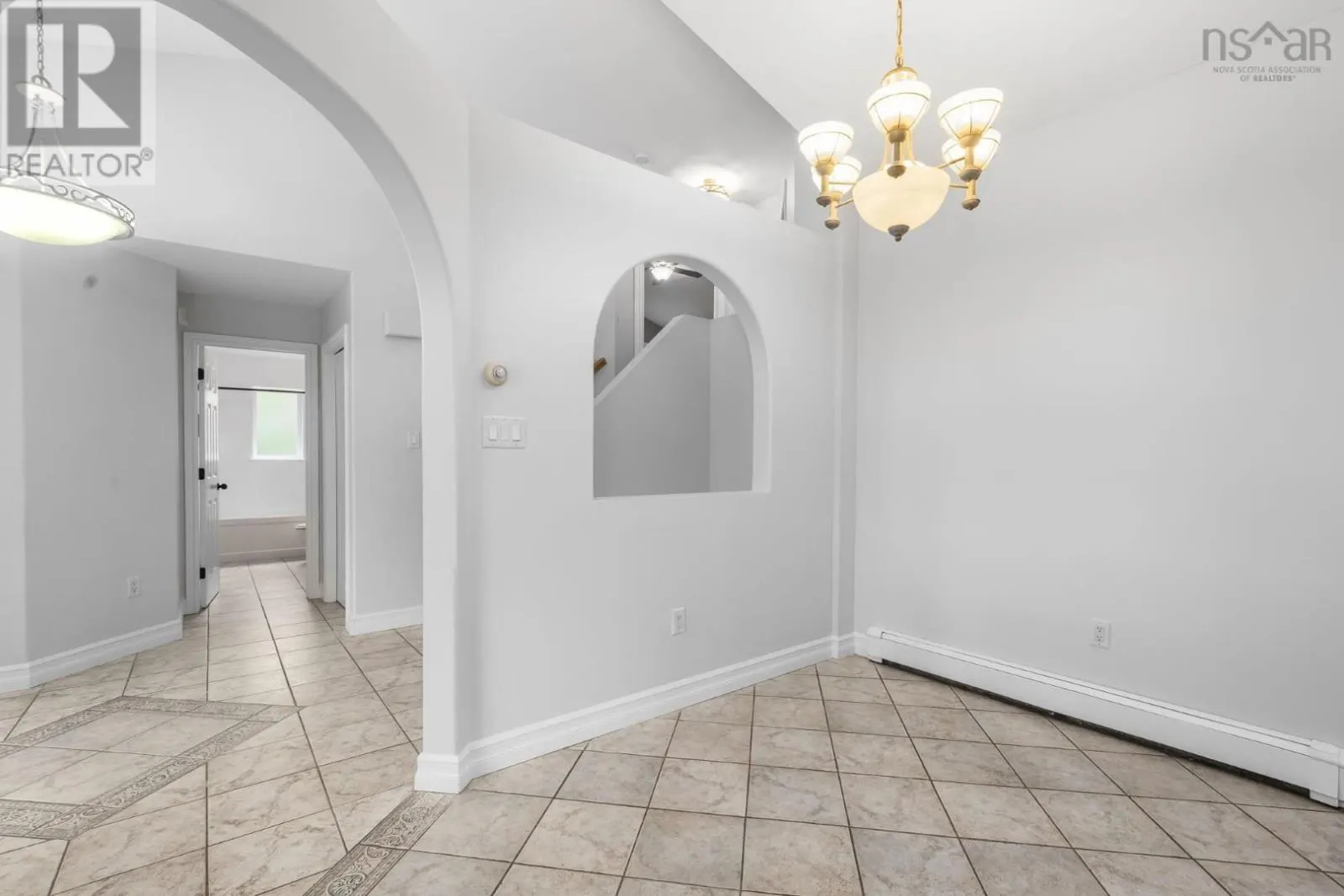 1 Bainbridge Court