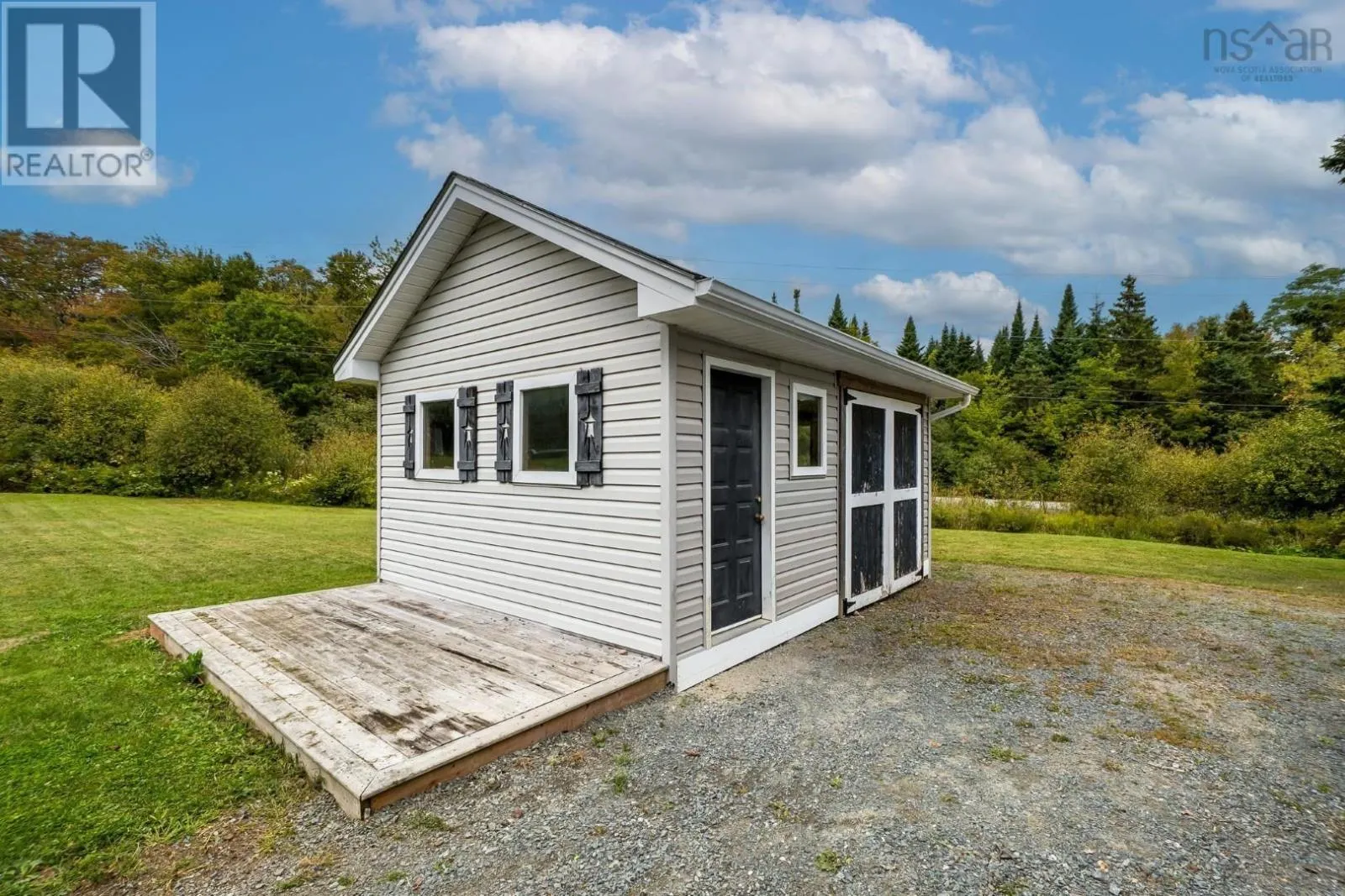 1 Bainbridge Court
