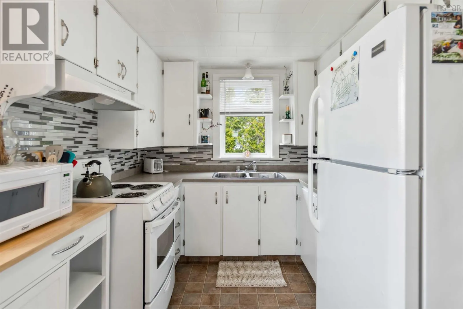 179 Second Avenue