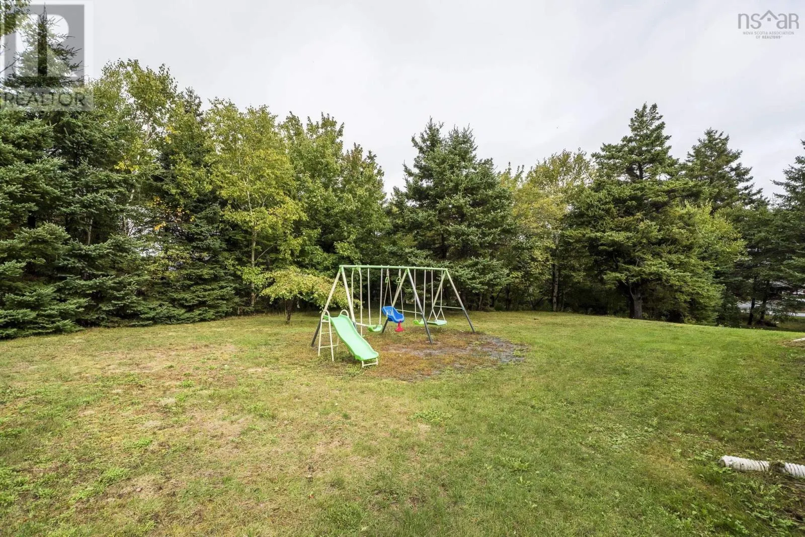 2266/2270 Cow Bay Road