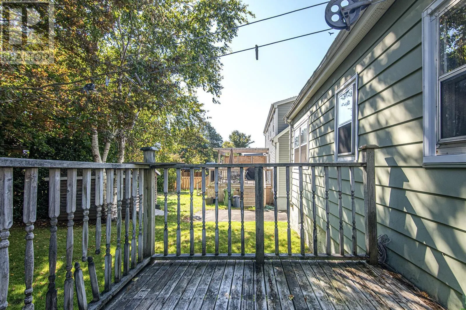 3153 Hemlock Street