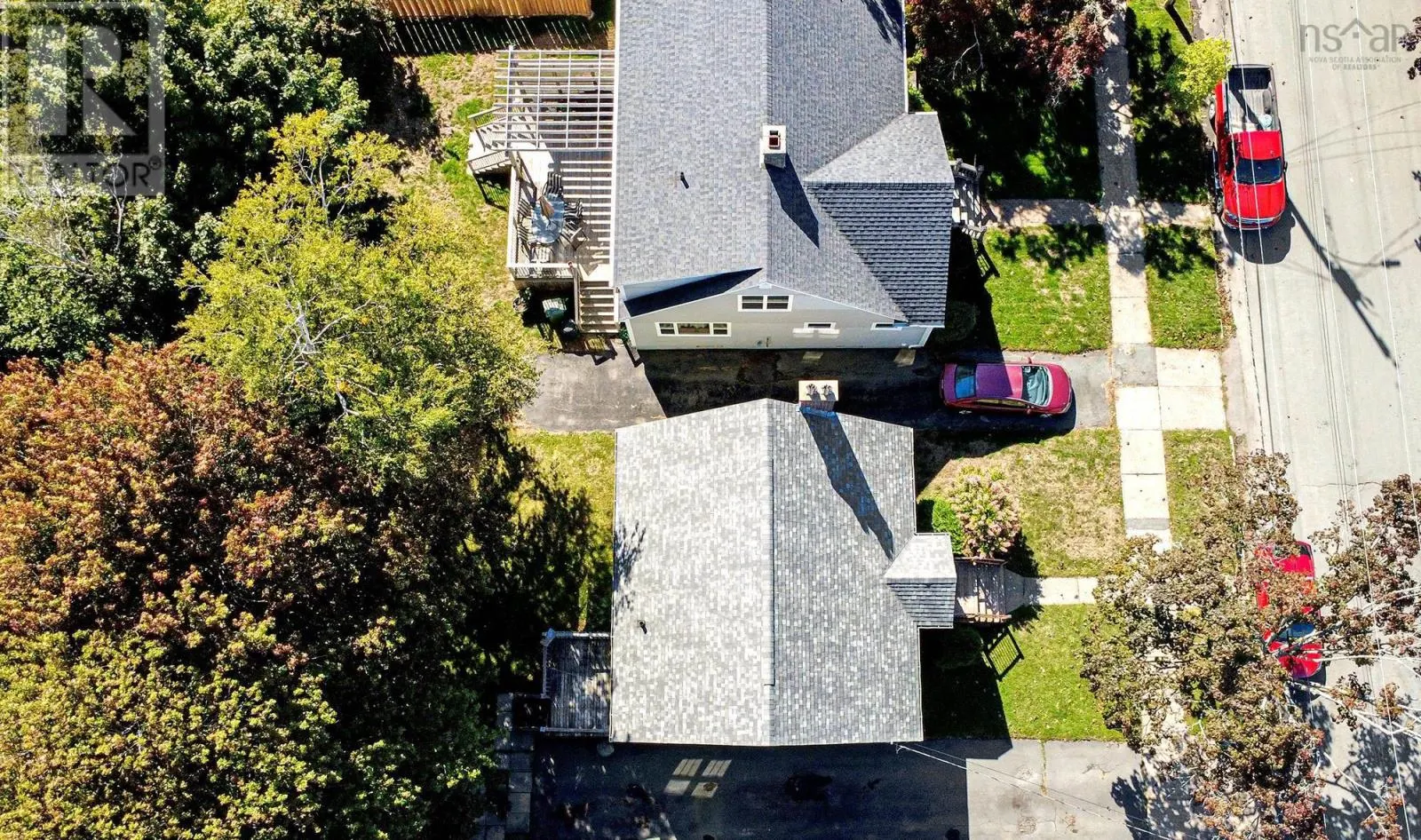 3153 Hemlock Street