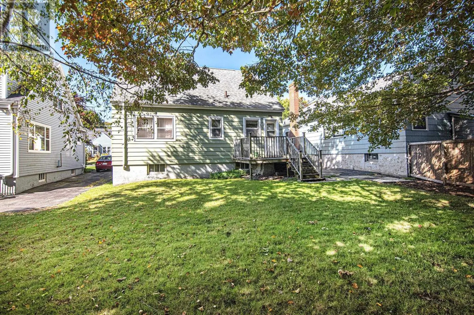 3153 Hemlock Street