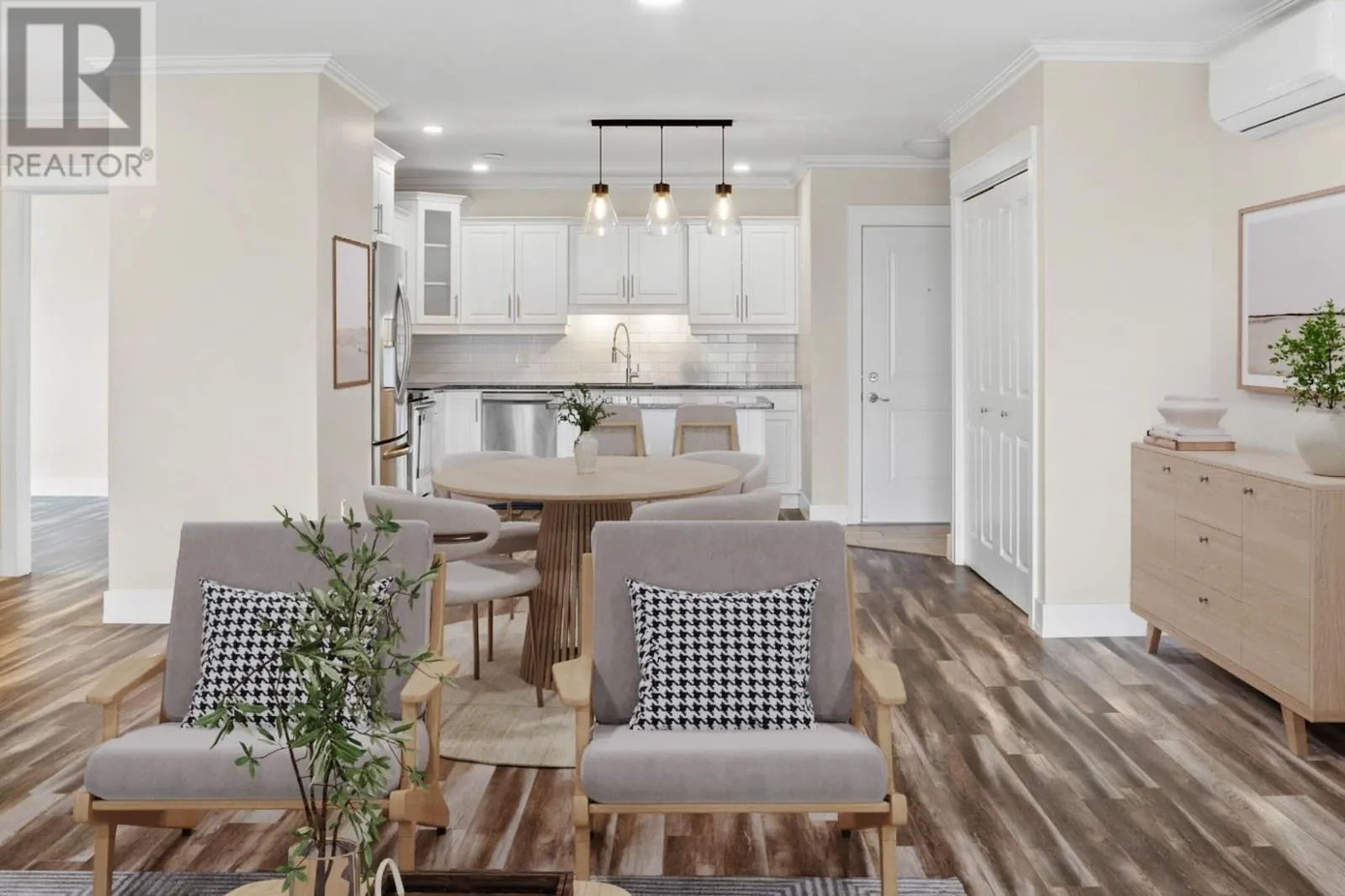 303 208 Shakespeare Drive|Hillcrest Condominiums