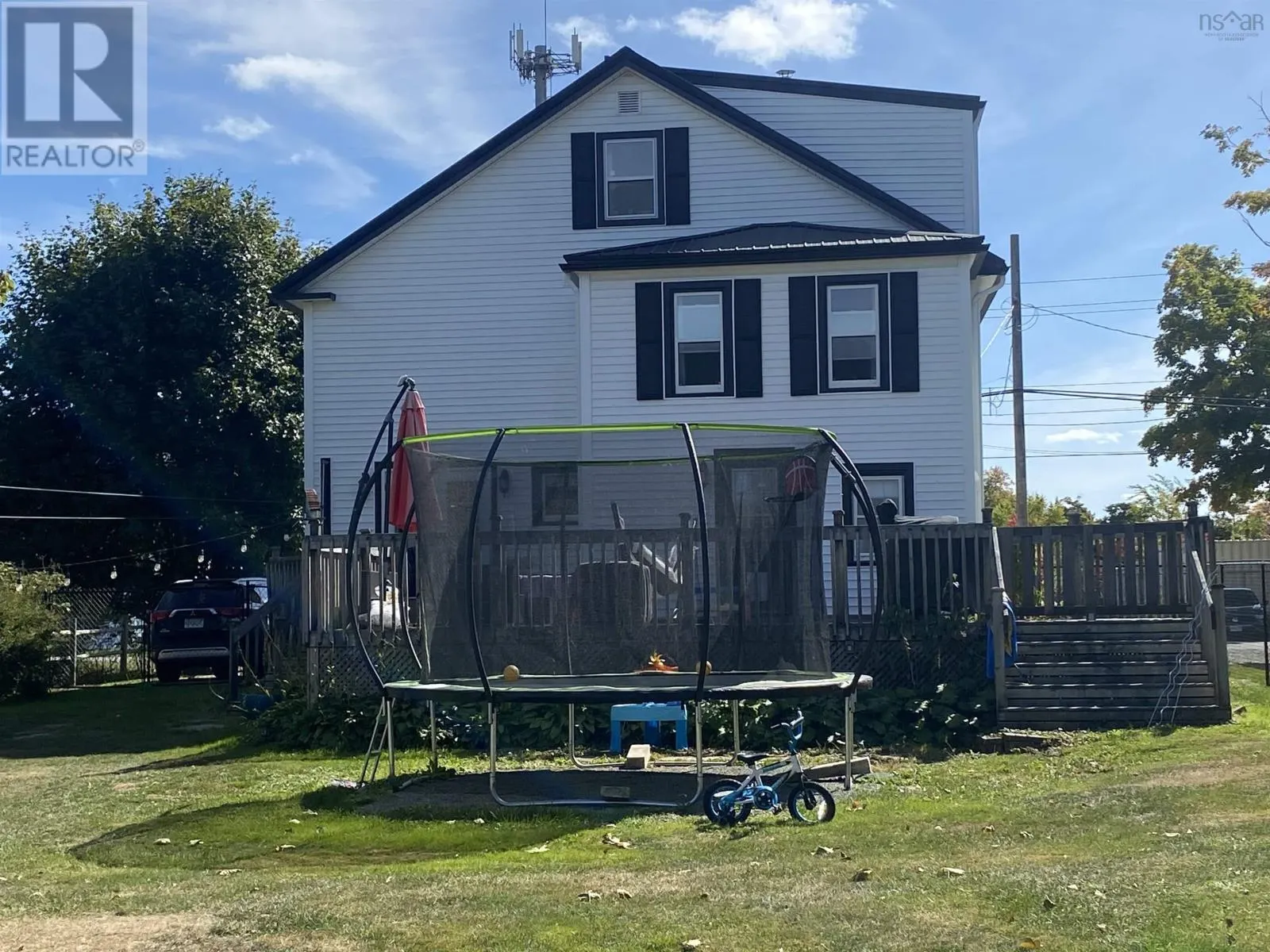 33 RYLAND Avenue
