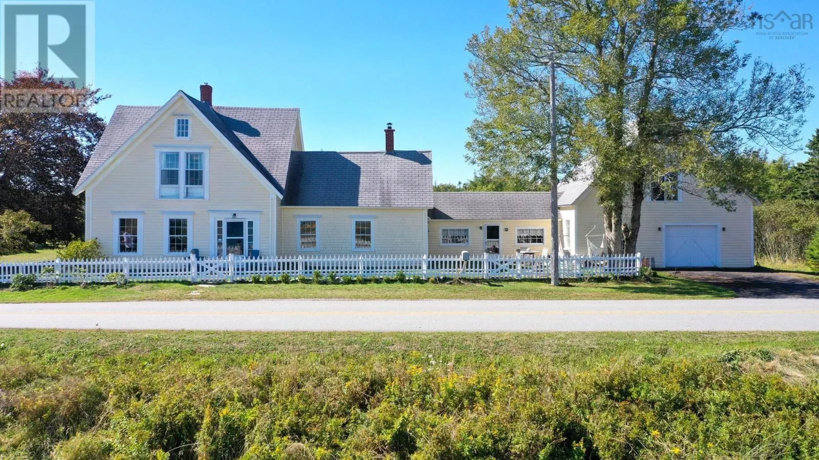 5096 Shore Road