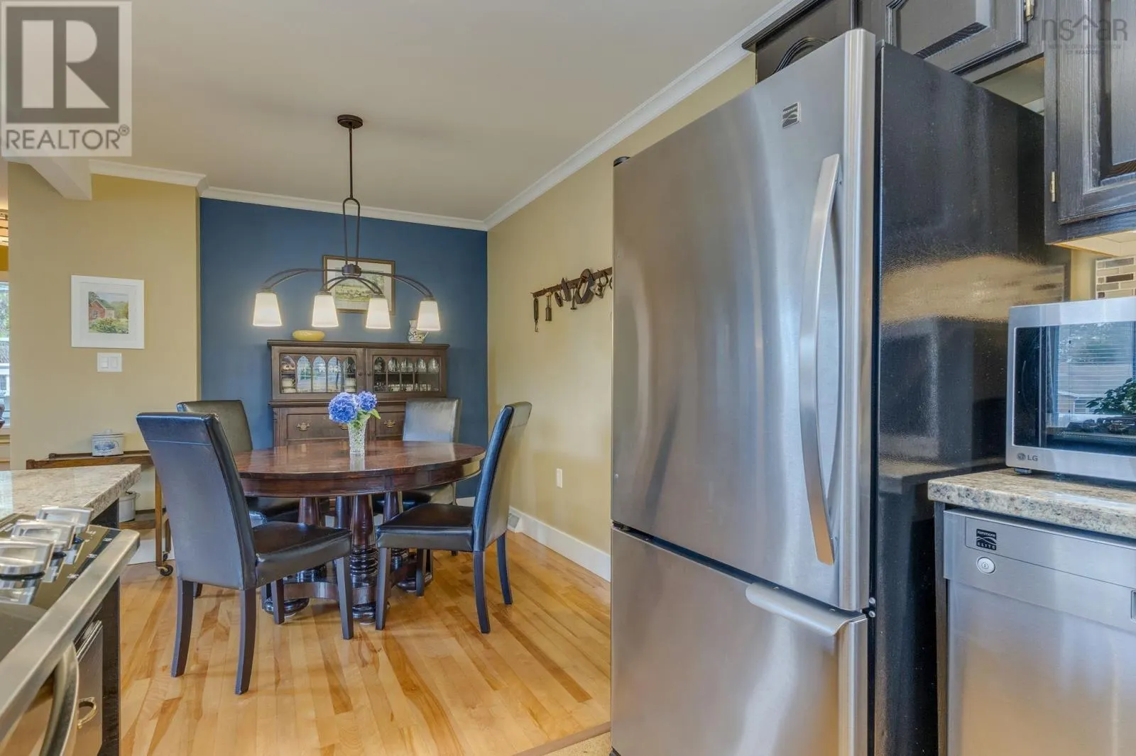 10 Palisade Place