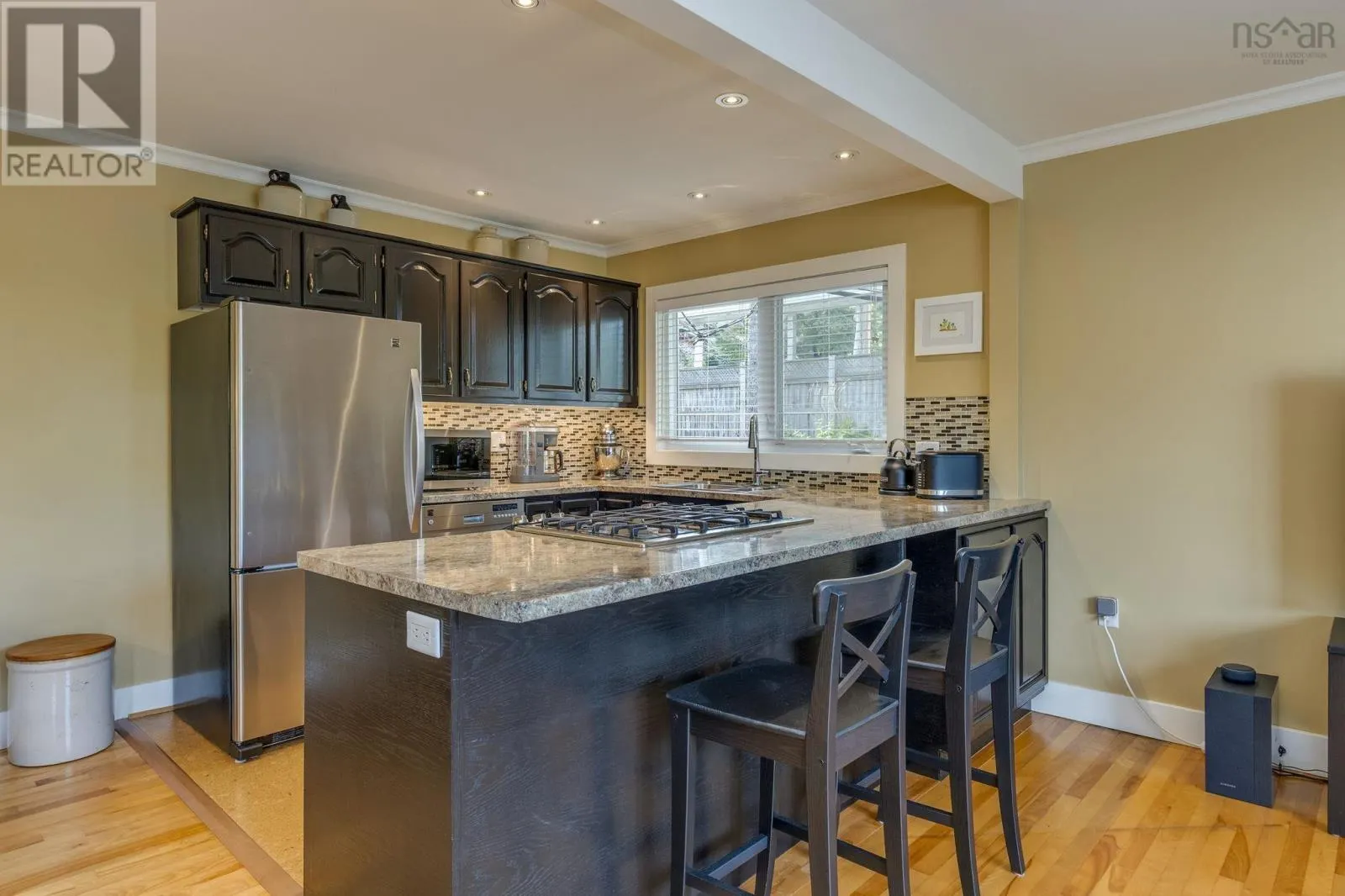 10 Palisade Place