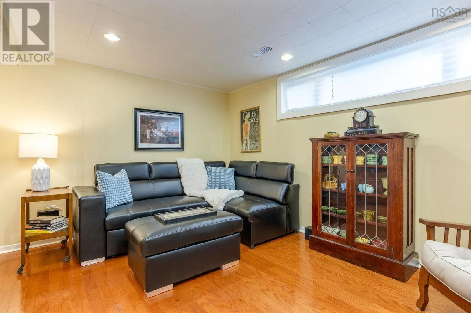 10 Palisade Place