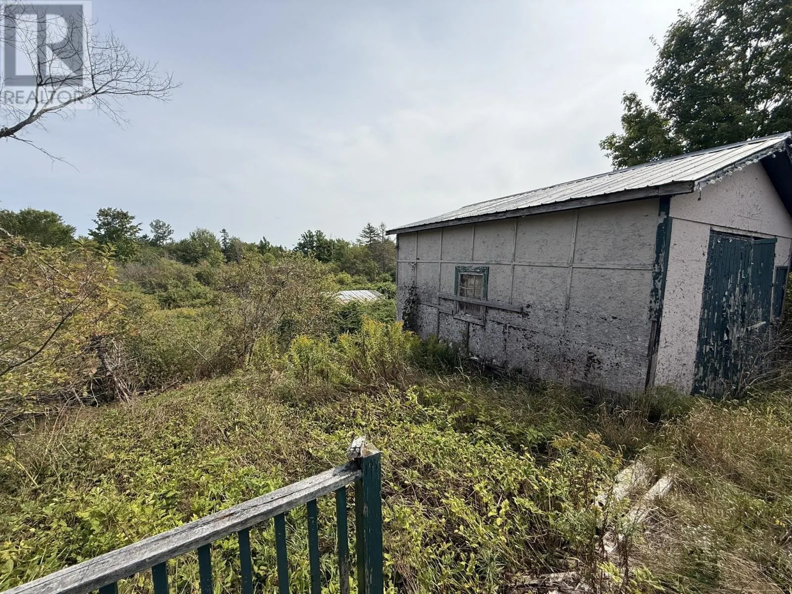 1174 BELMONT Road