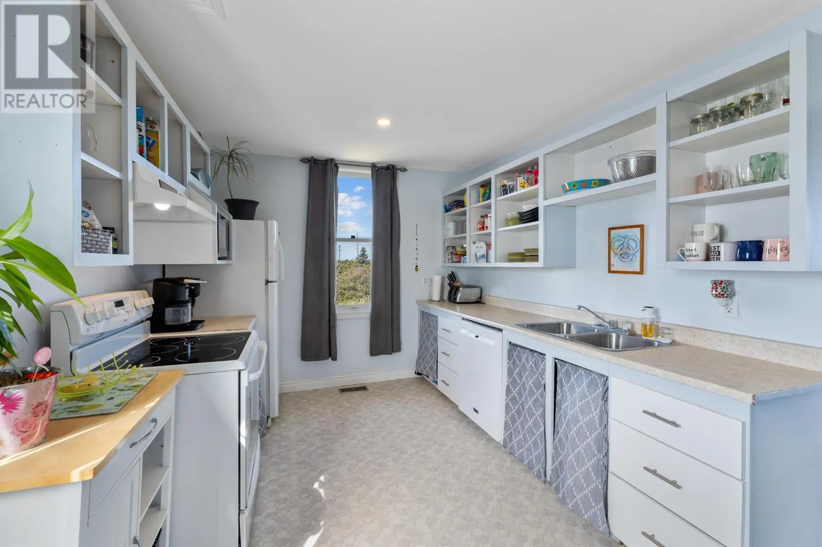 469 sherbrooke Road