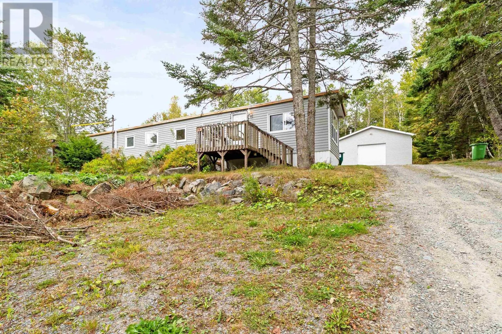 8252 Highway 1