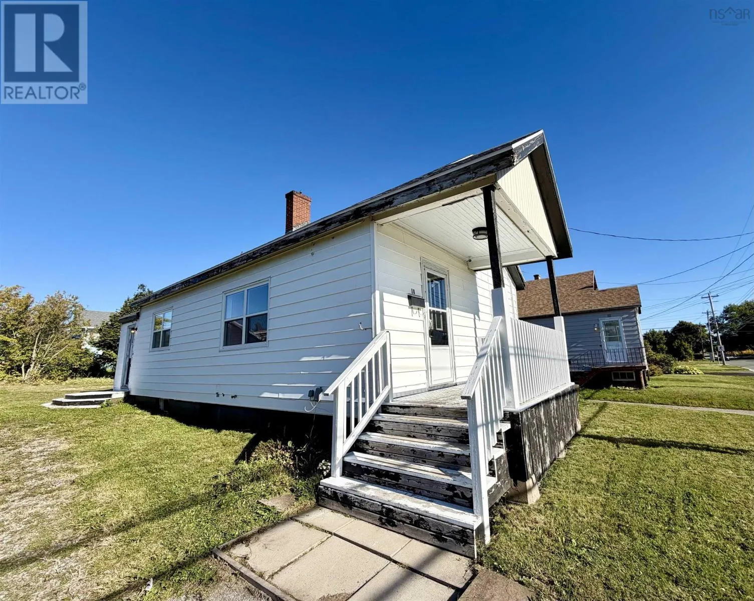 18 Highland Street