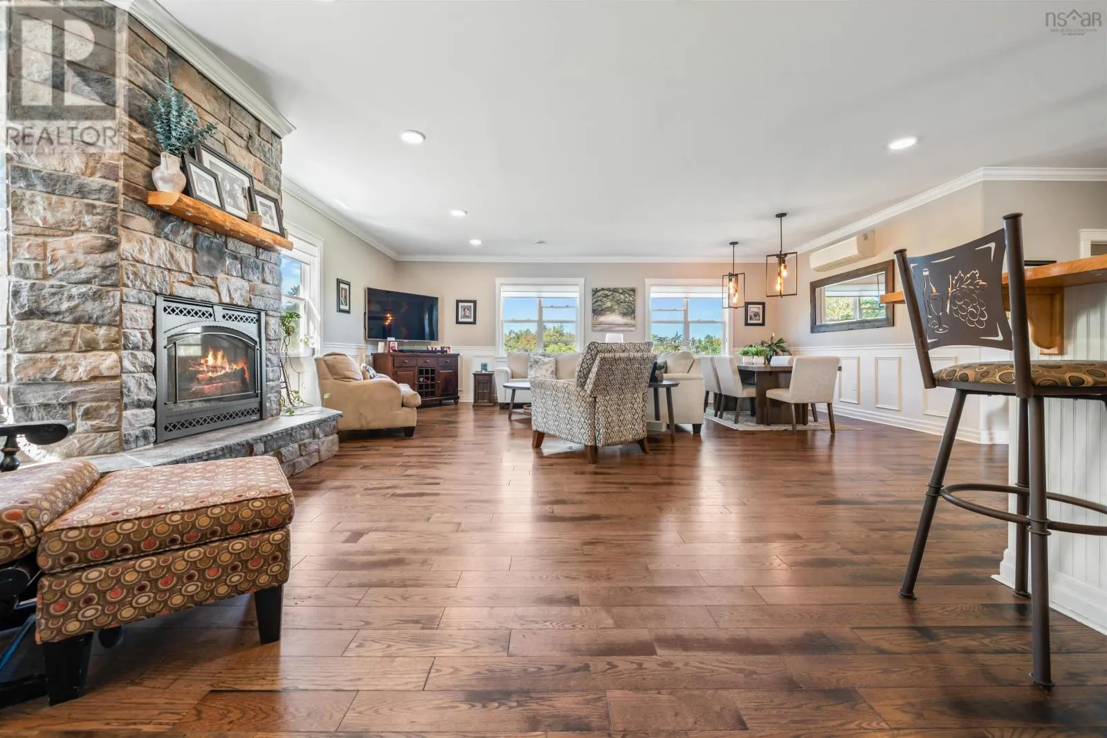 206 Shore Road