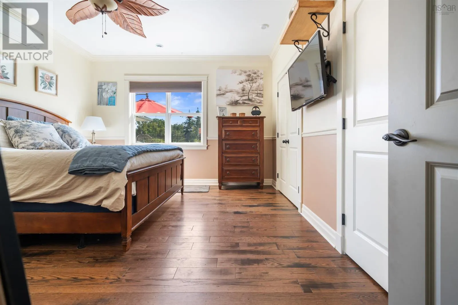 206 Shore Road