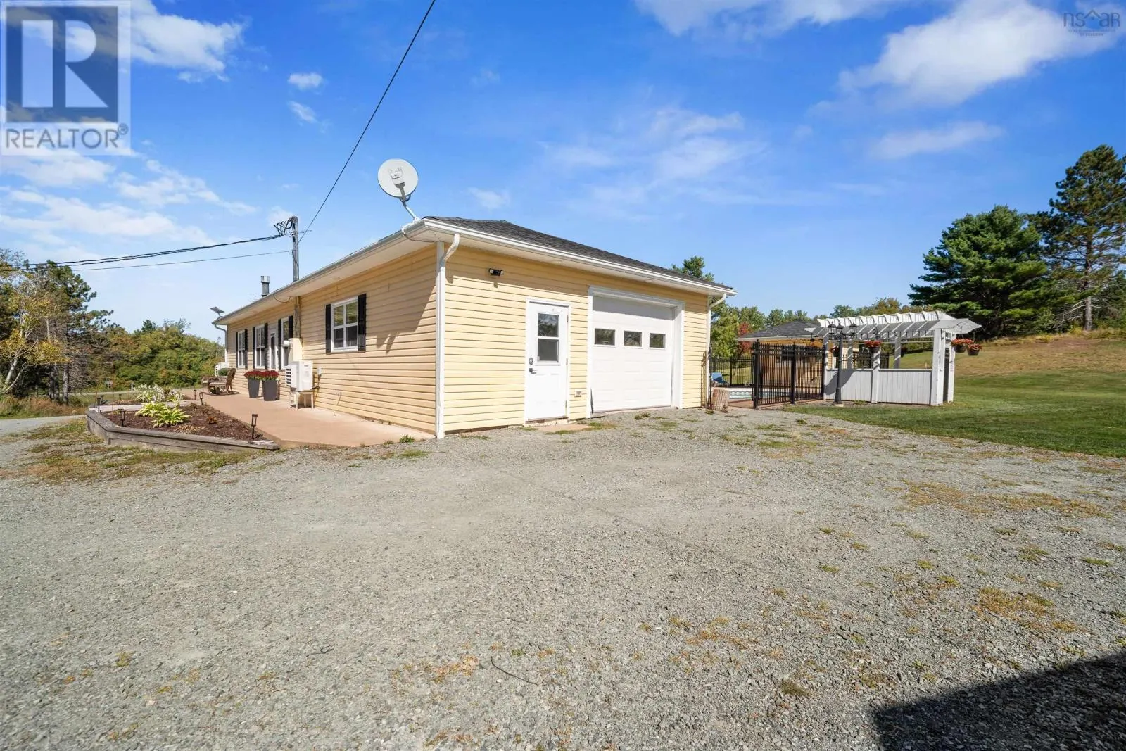 206 Shore Road