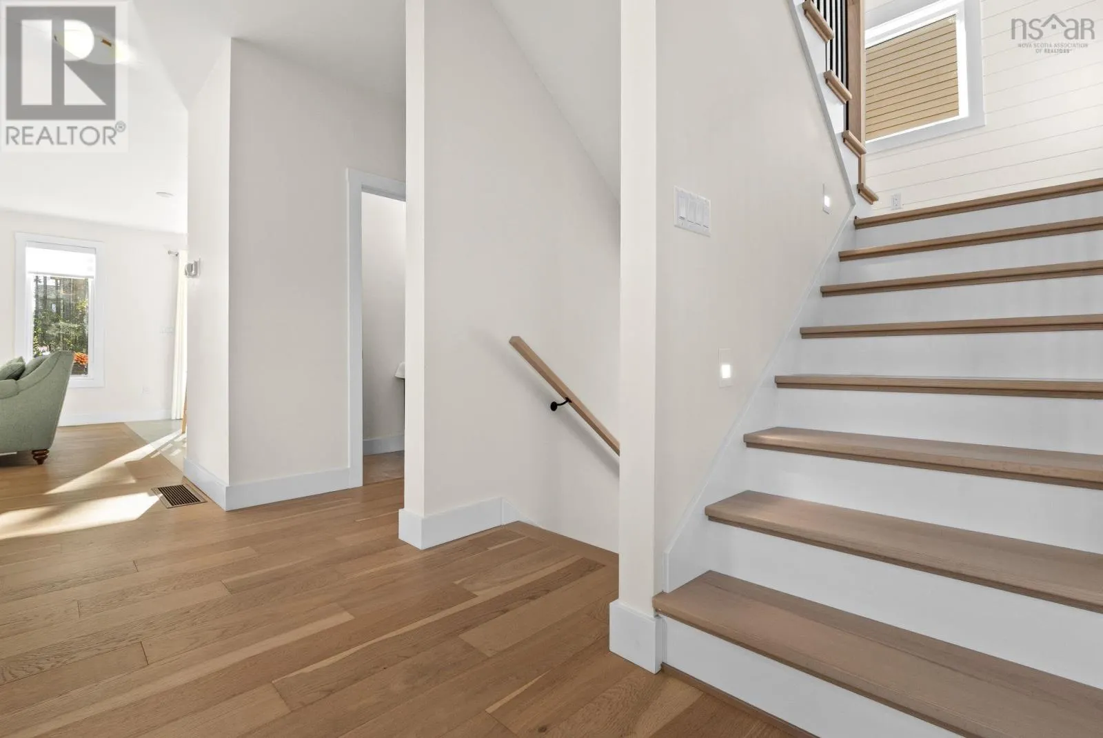 52 Innsbrook Way